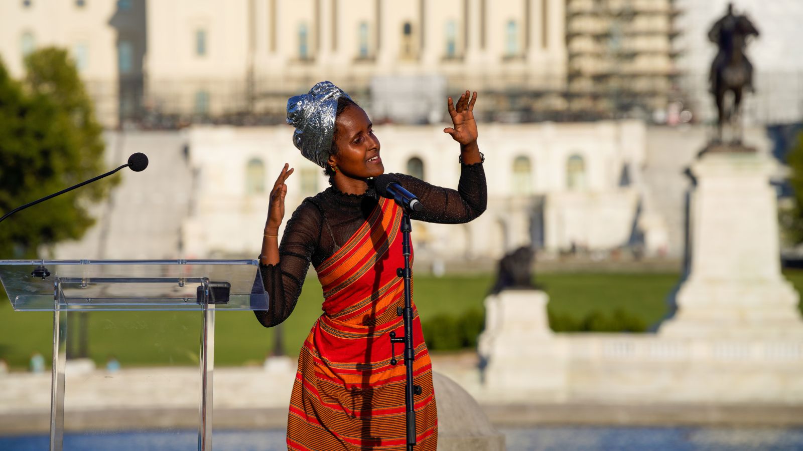To close out the event, Ifrah Mansour, a Somali refugee who was a Global Fellow at the Lab, performed her poem, written from the perspective of a refugee child recounting her struggles and hopes of searching for a new home.  "I am a refugee, a global citizen aching for two continents, two countries, two histories, two nations, yet abandoned by all," Mansour said in her performance. "I am a refugee, and I shelter humanity."